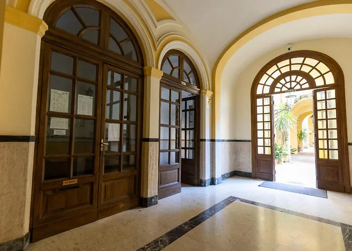 Acomodação com café da manhã  Beb Domus Arbenzio San Giovanni Roma